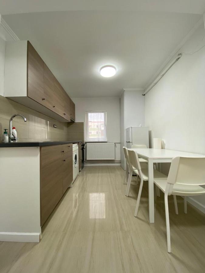Апартаменты Apartament Лугож Экстерьер фото